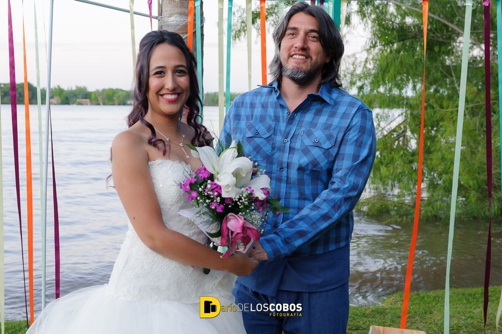 Fotos de la boda de Juli y Demi por Dario de los Cobos Fotografia, fotos de la ceremonia y de la fiesta en solar del delta,