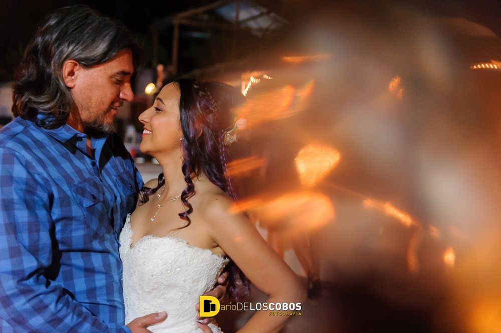 Fotos de la boda de Juli y Demi por Dario de los Cobos Fotografia, fotos de la ceremonia y de la fiesta en solar del delta,